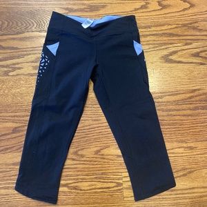 Ivivva leggings with pockets